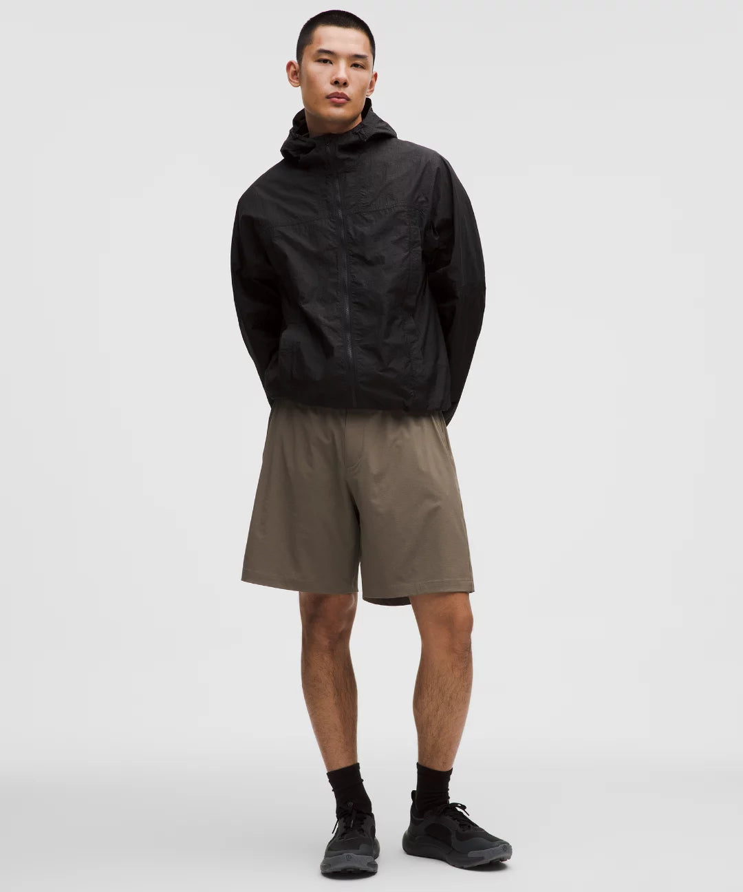 Zero Tucks Relaxed-Fit Short 8"