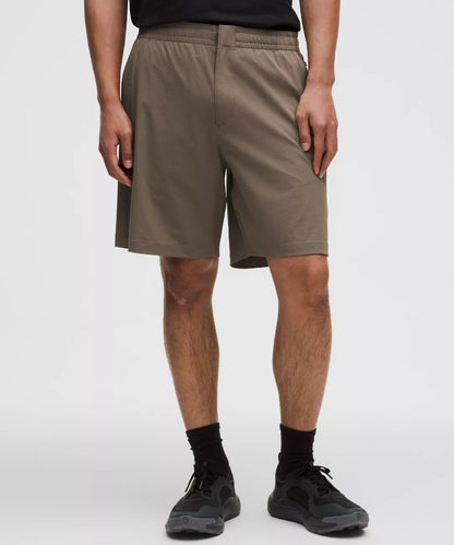 Zero Tucks Relaxed-Fit Short 8"