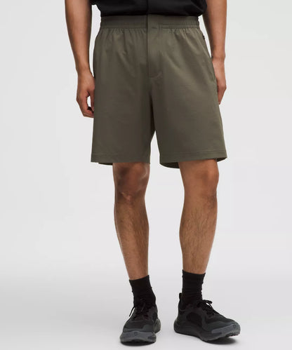 Zero Tucks Relaxed-Fit Short 8"