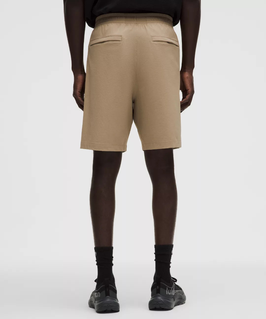 Zero Tucks Relaxed-Fit Short 8"