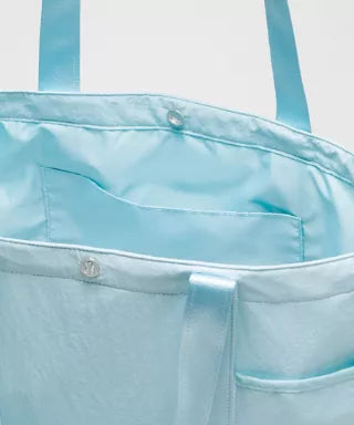 Daily Multi-Pocket Tote Bag 20L