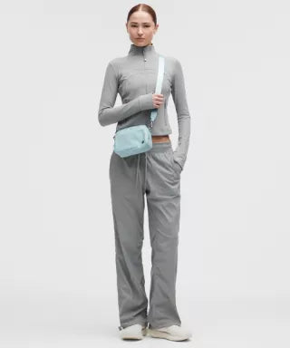 Everywhere Crossbody Bag 2L Metal Hardware