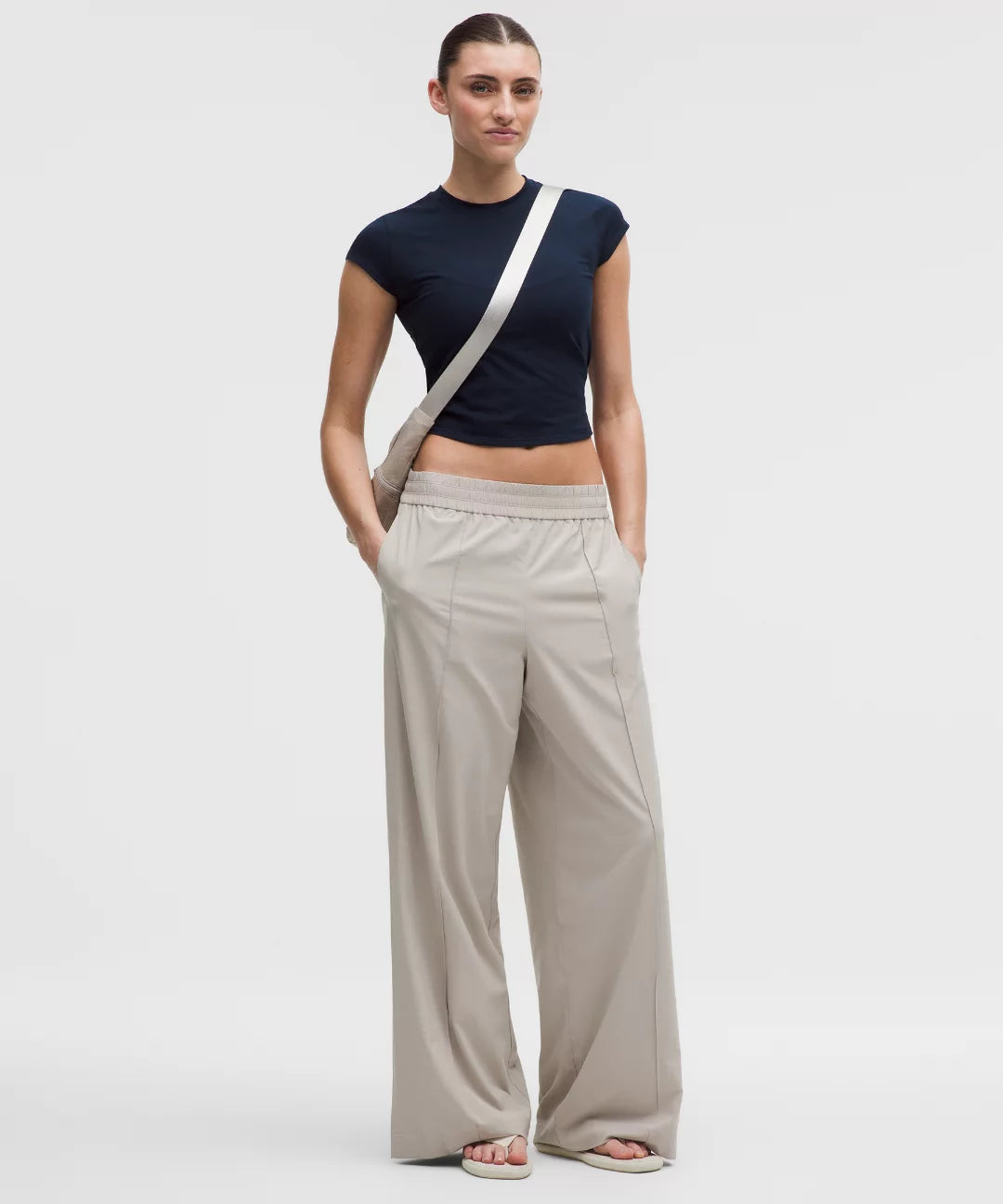 lululemon Breezily Mid-Rise Pant Regular